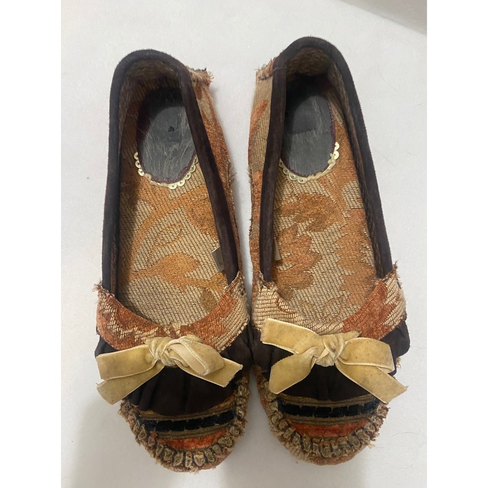 Dulcy Tapestry Loafers Women 9 Brown Floral Velvet Bow Ruffle Boho Feminine